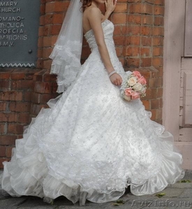 Продаю шикарное свадебное платье, производство Франция - Изображение #2, Объявление #266550