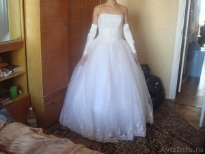 свадебное платье продам дешево!!!!!!!!!! - Изображение #1, Объявление #256427